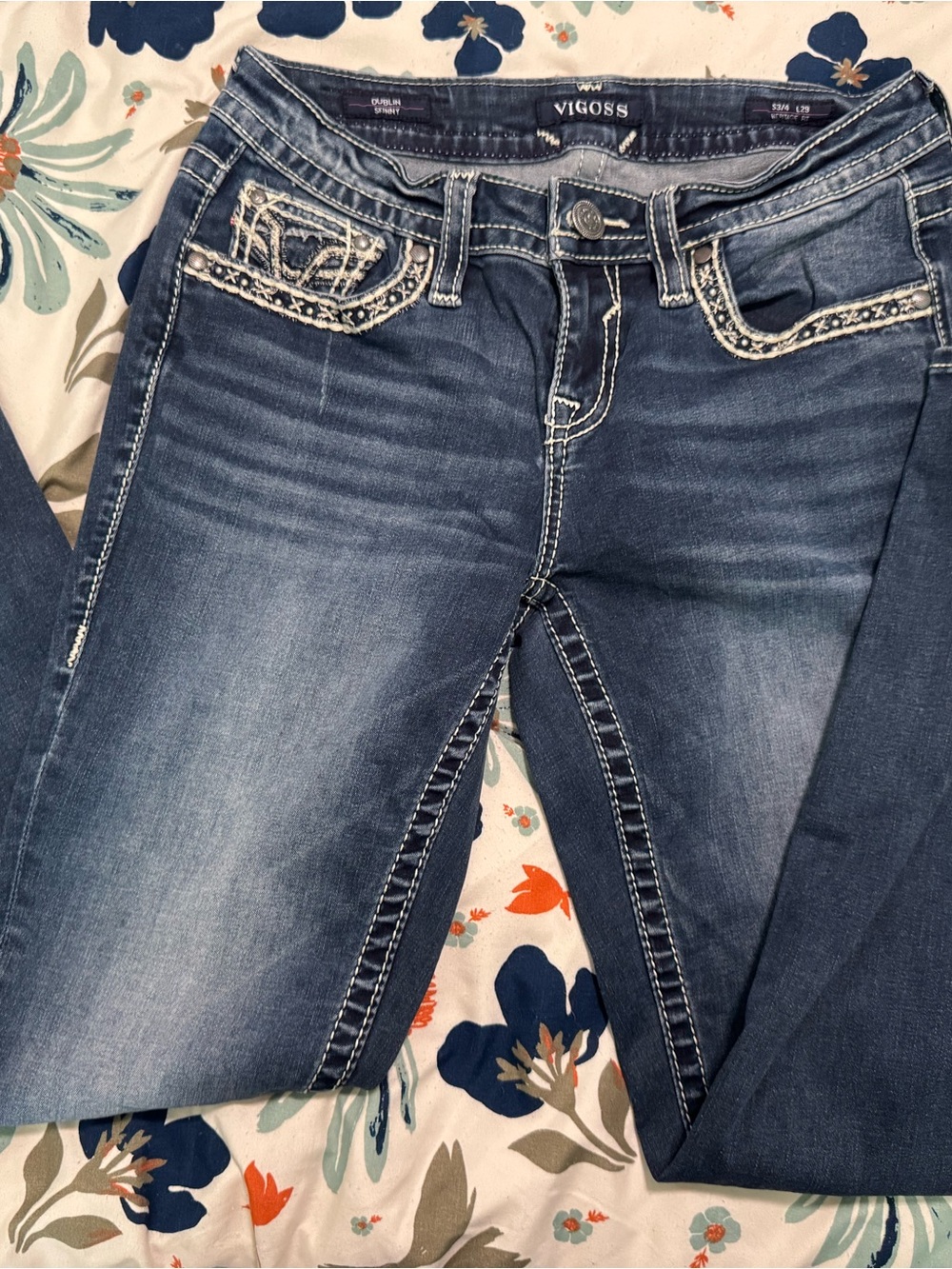 Vigoss Women’s Medium Blue Skinny Jeans with Embroidered Pockets